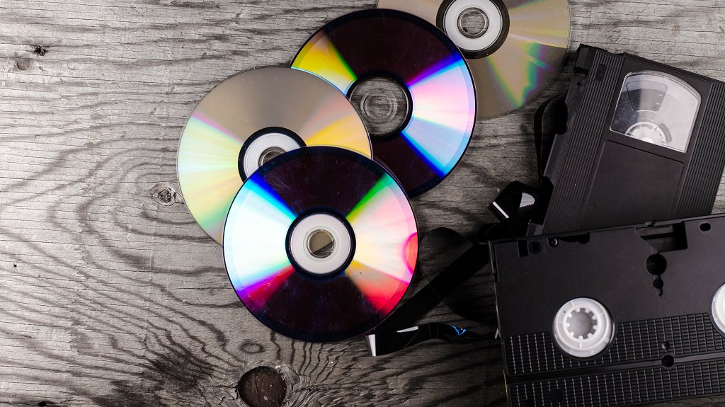 “The Evolution of Home Entertainment: The Difference Between VHS and DVD”